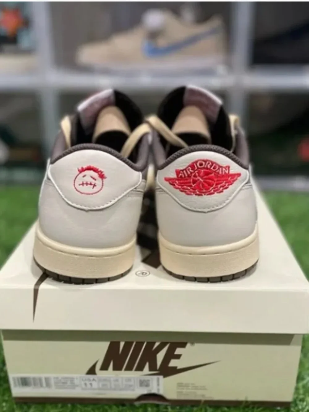 Jordan 1 Low Travis Scott Reverse Mocha Shoes